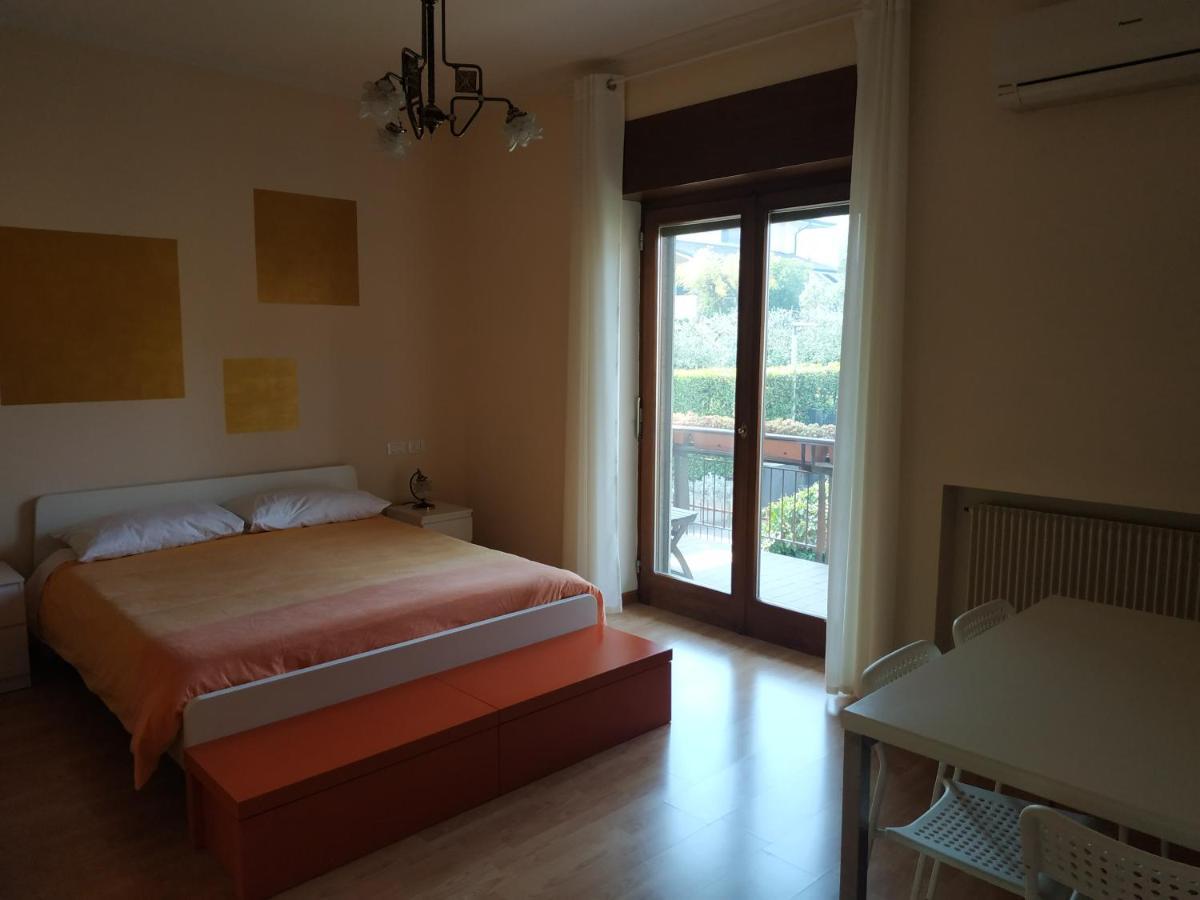 B&B Villa Filotea & Apartment Desenzano del Garda Exterior foto